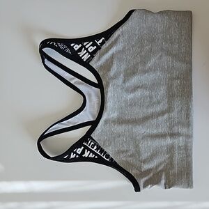 Pink brand sports bra. Warn and washed once.